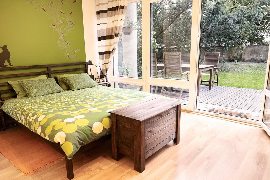 ורשה Lovely Garden Flat Near Royal Park חדר תמונה